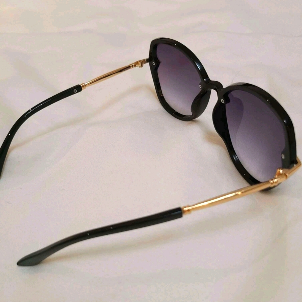 Sunglasses 🕶️😎